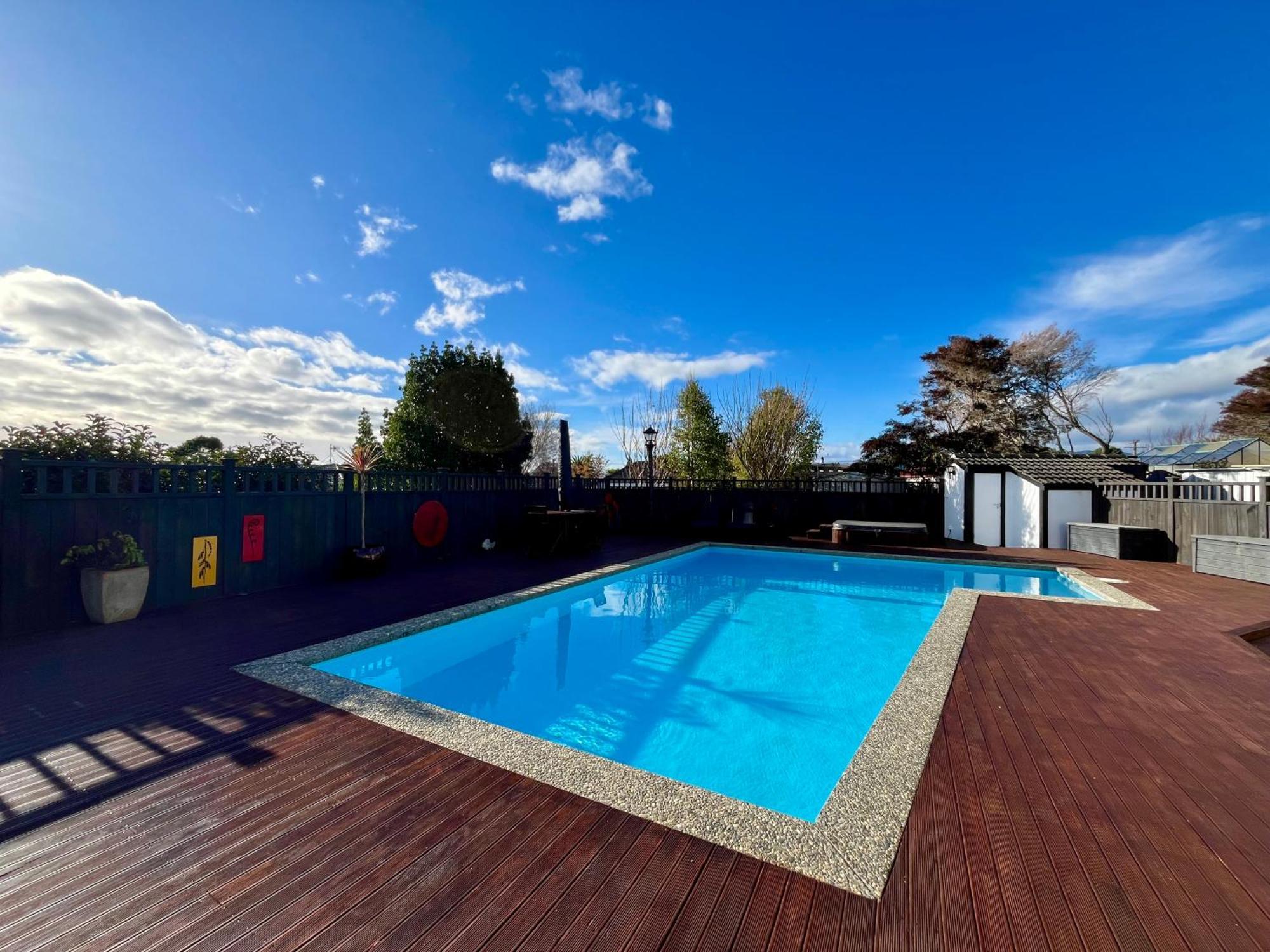 Tudor Manor Bed & Breakfast Paraparaumu Eksteriør bilde