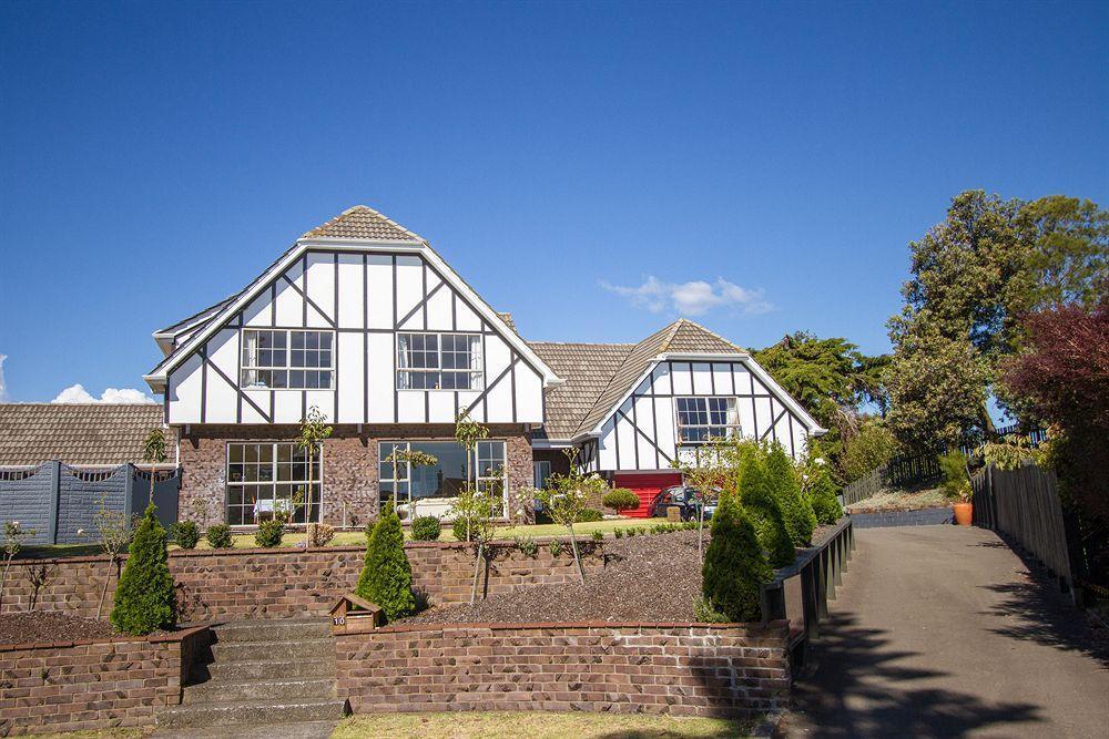Tudor Manor Bed & Breakfast Paraparaumu Eksteriør bilde