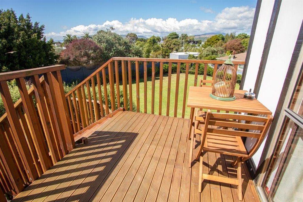 Tudor Manor Bed & Breakfast Paraparaumu Eksteriør bilde