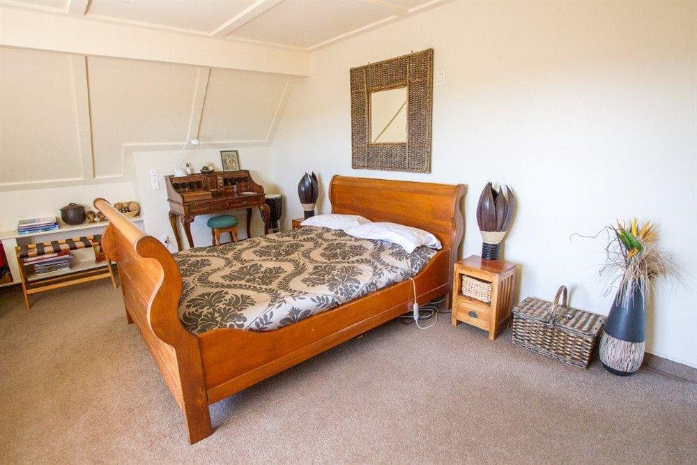 Tudor Manor Bed & Breakfast Paraparaumu Eksteriør bilde