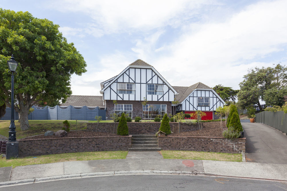 Tudor Manor Bed & Breakfast Paraparaumu Eksteriør bilde