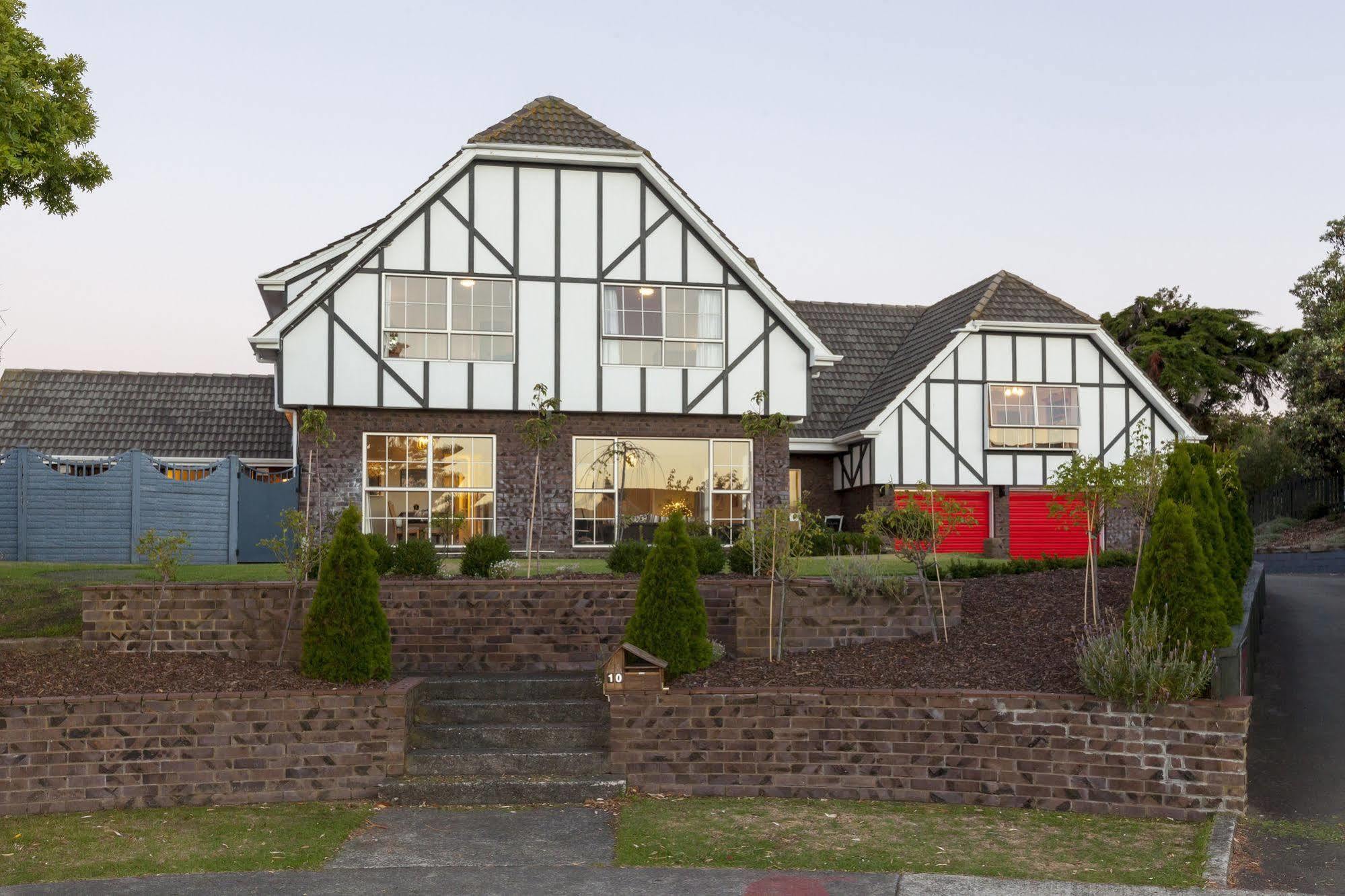 Tudor Manor Bed & Breakfast Paraparaumu Eksteriør bilde